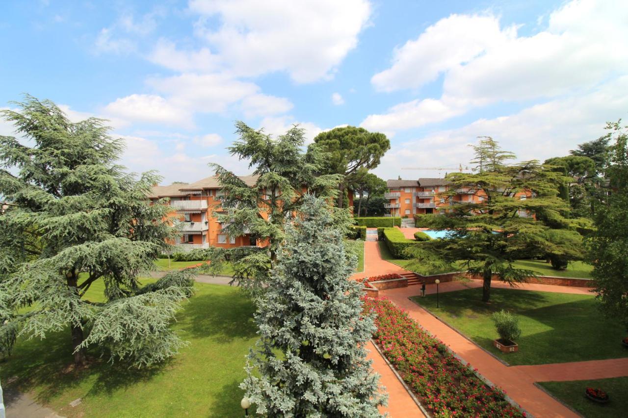 Appartamento Onda Blu بسكييرا ديل غاردا المظهر الخارجي الصورة