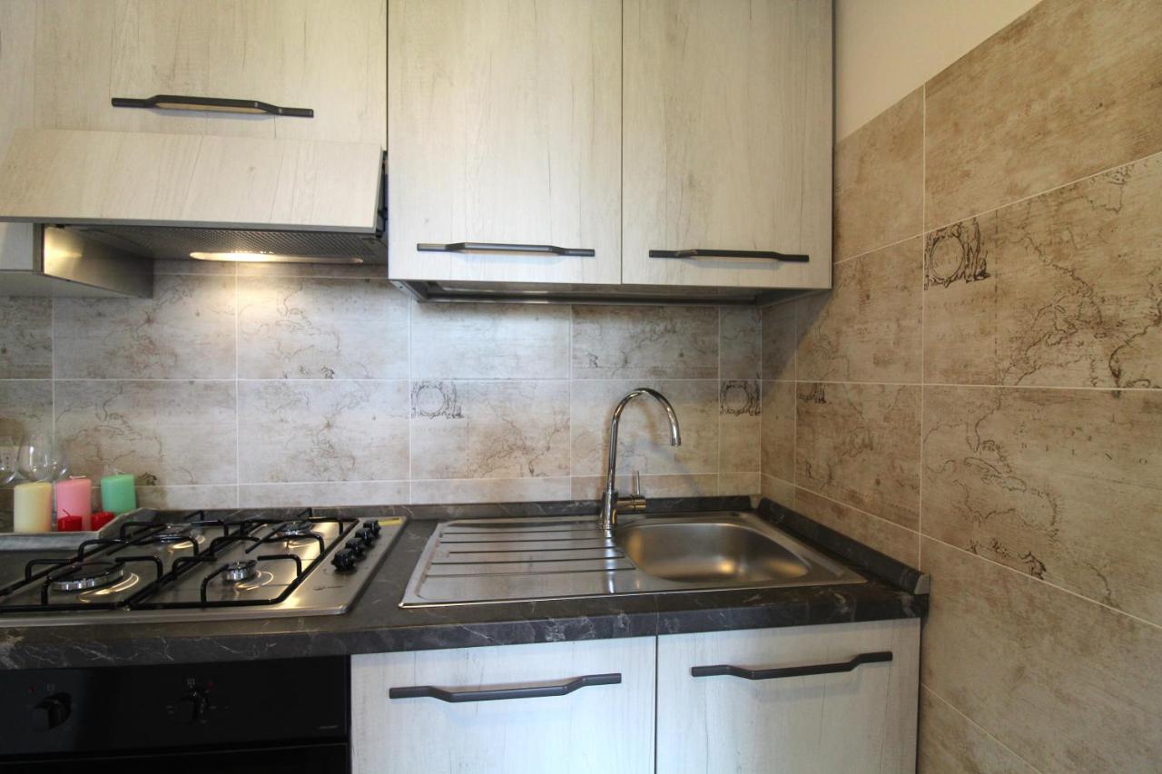 Appartamento Onda Blu بسكييرا ديل غاردا المظهر الخارجي الصورة